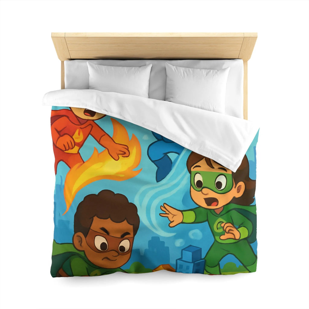 Housse de couette enfant avec super-héros colorés en action dans une ville imaginaire