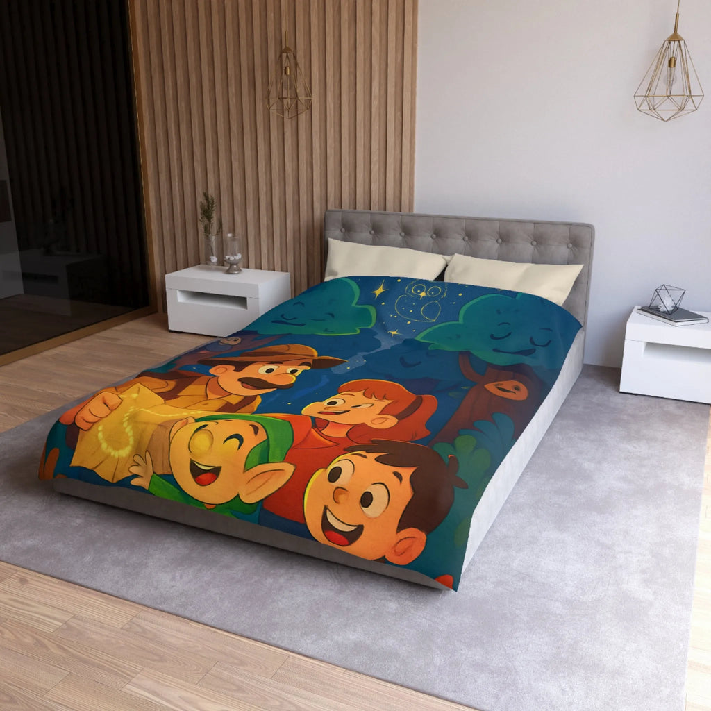 Housse de Couette Enfant Illustrée: Aventure Nocturne en Forêt avec Constellations Magiques