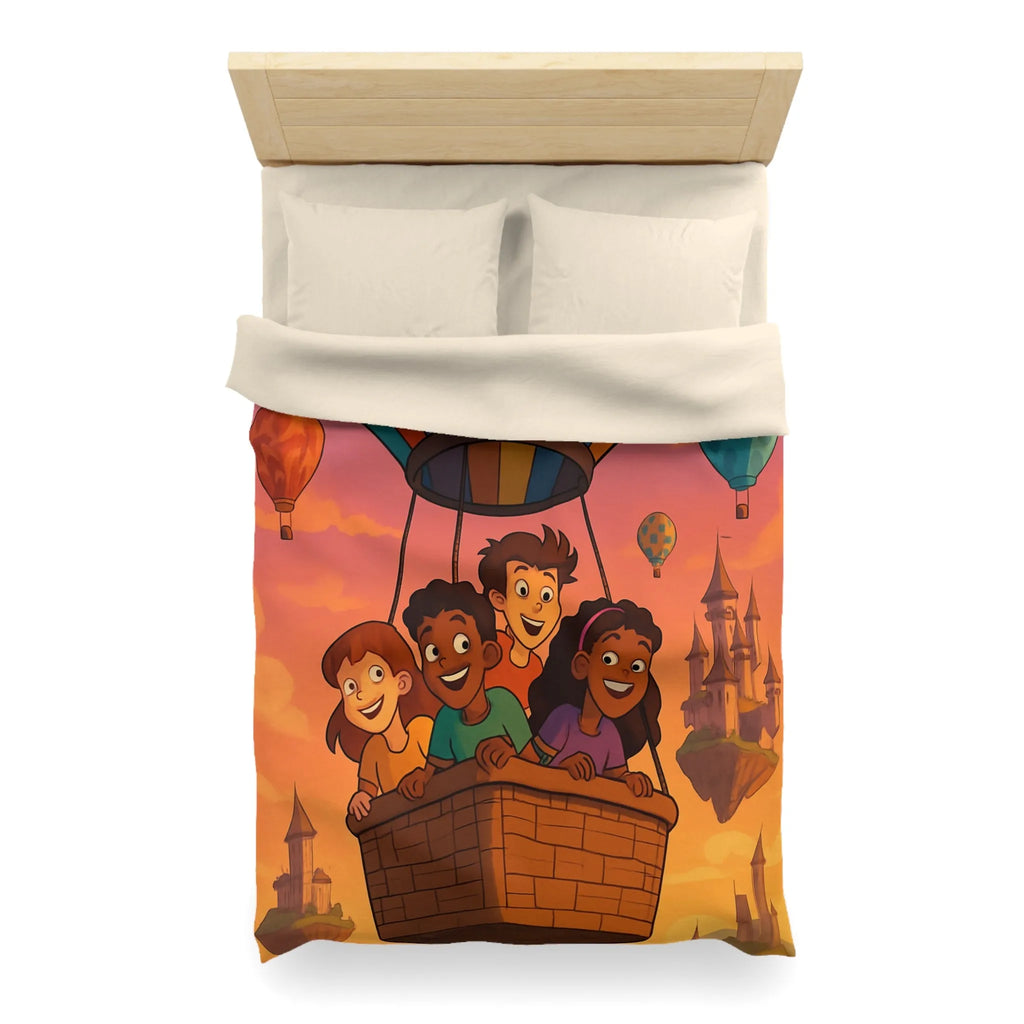 Housse de couette colorée avec enfants dans montgolfière et château en arrière-plan