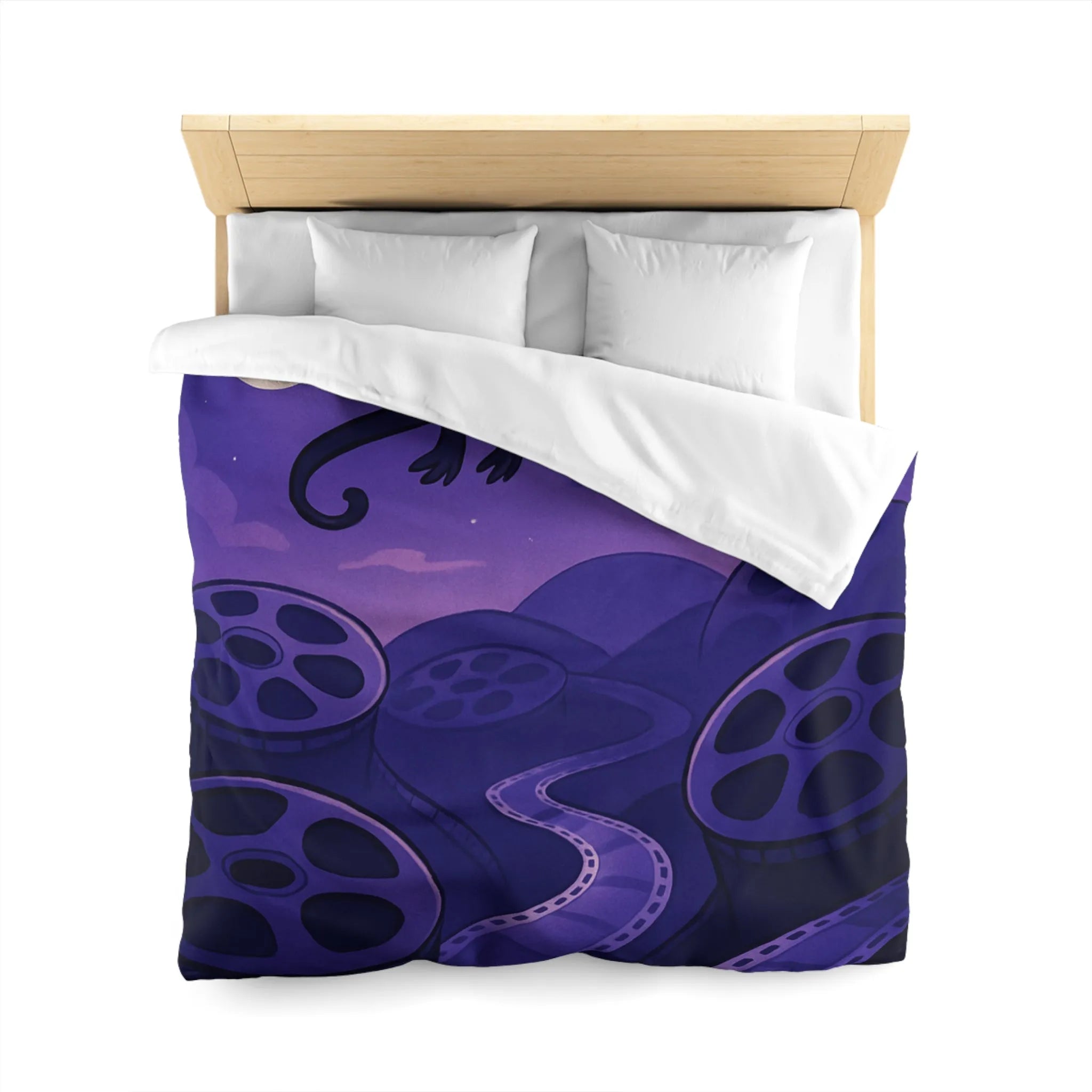 Housse de Couette avec Motif de Dragon et Bobines de Film sous Ciel Lunaire