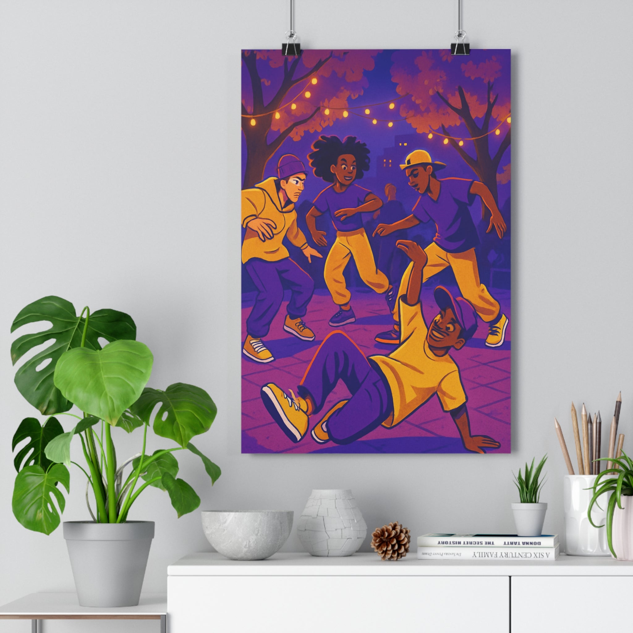 Poster décoratif anime danse violet jaune orange joyeux salon chambre moderne vibrant dynamique élégant