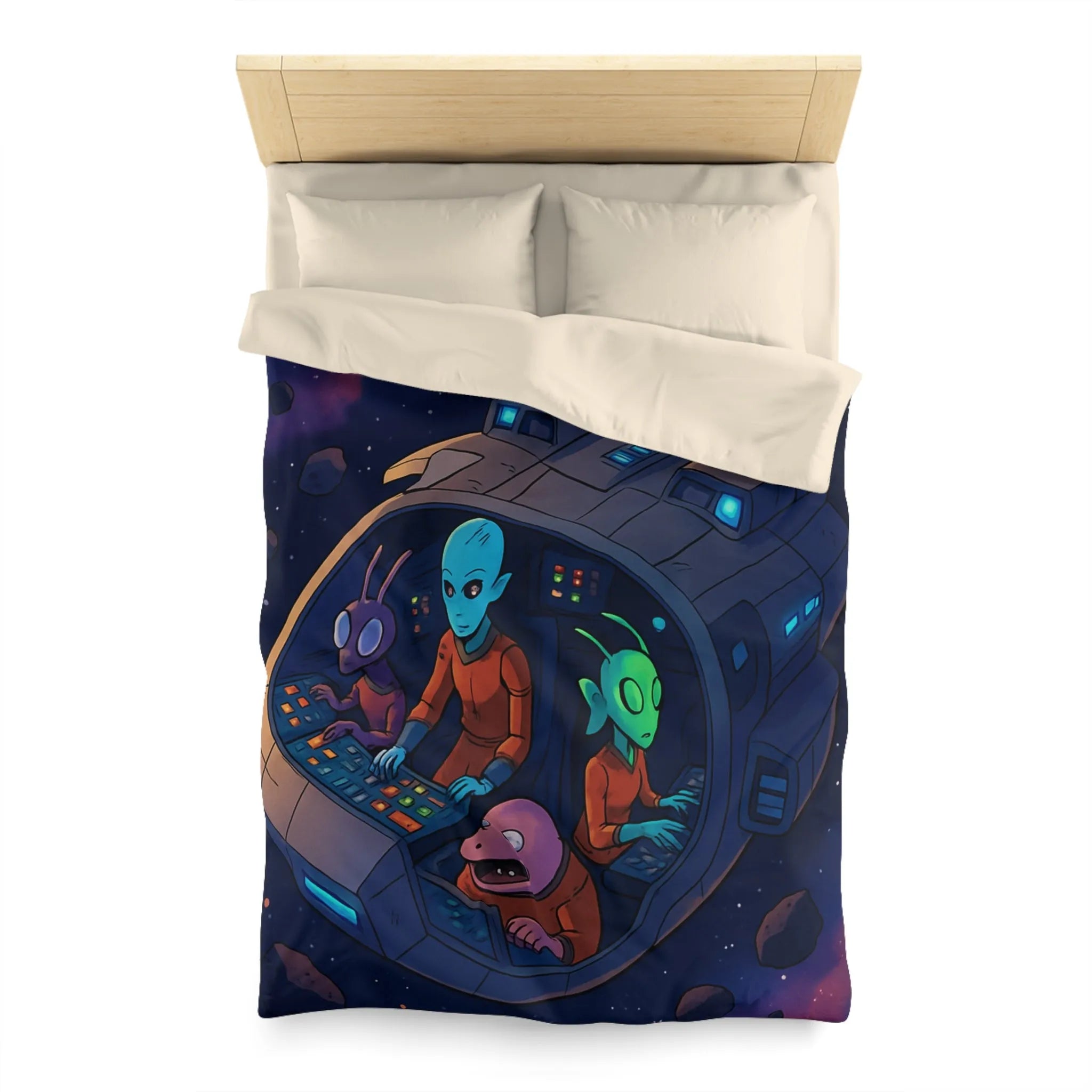 Housse de couette colorée avec extraterrestres dans un vaisseau spatial naviguant dans l'espace