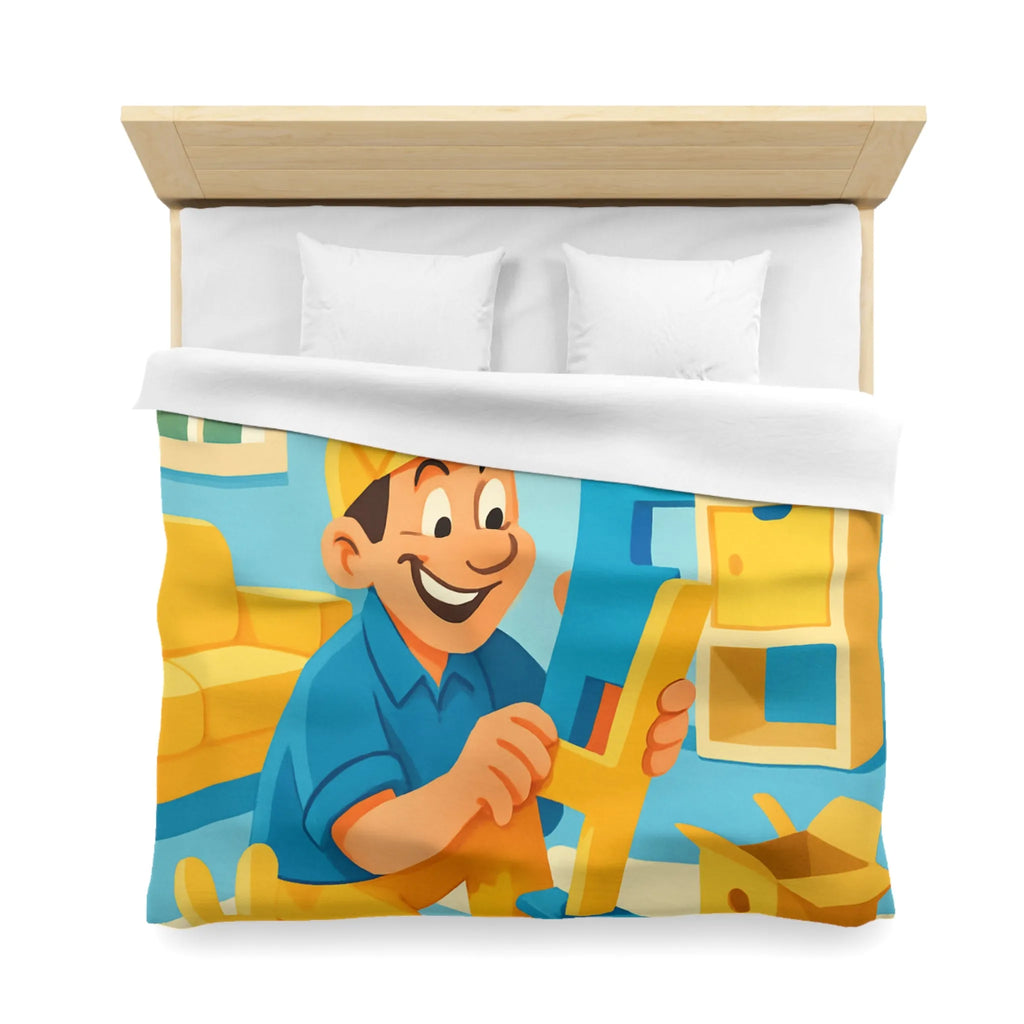 Housse de couette colorée avec personnage joyeux assemblant des jouets dans une pièce ensoleillée