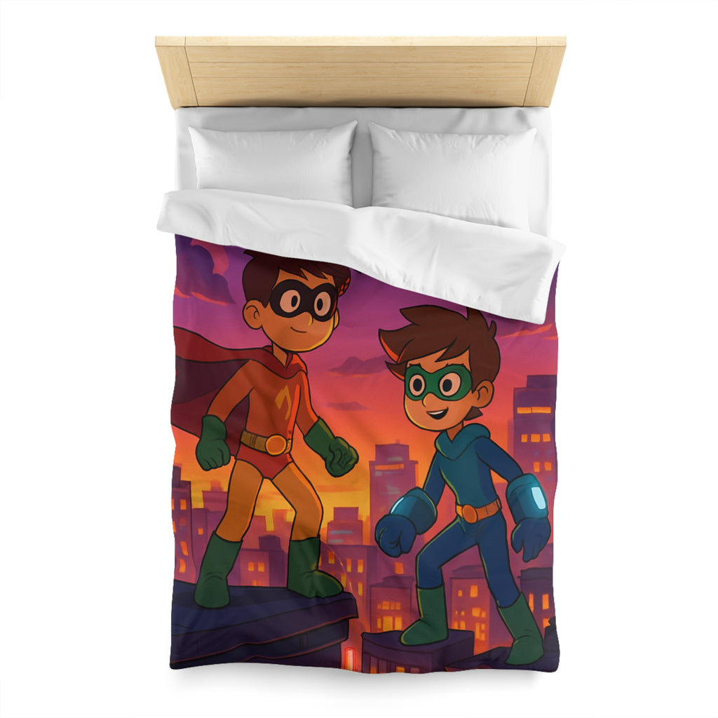 Housse de couette pour enfants avec deux jeunes super-héros au coucher du soleil