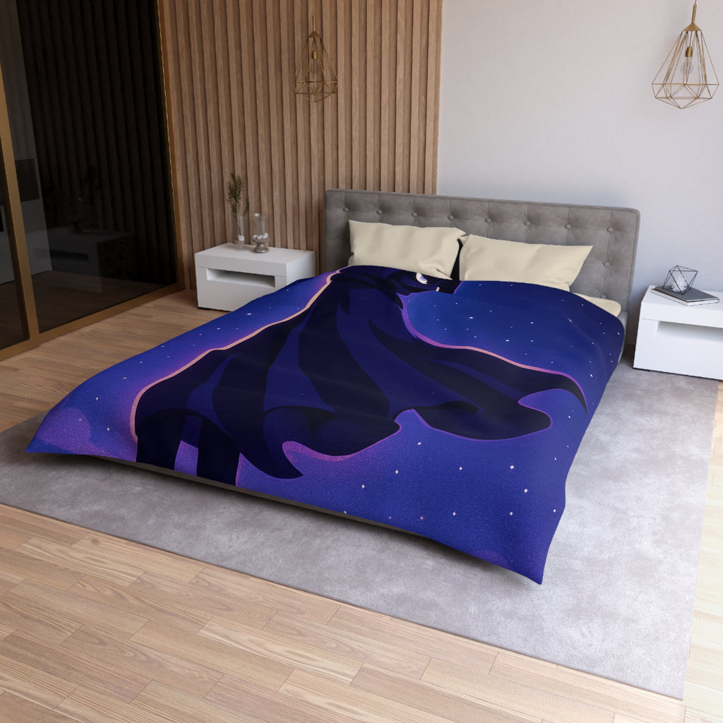 Housse de couette mystérieuse avec silhouette en cape sous un ciel étoilé magique