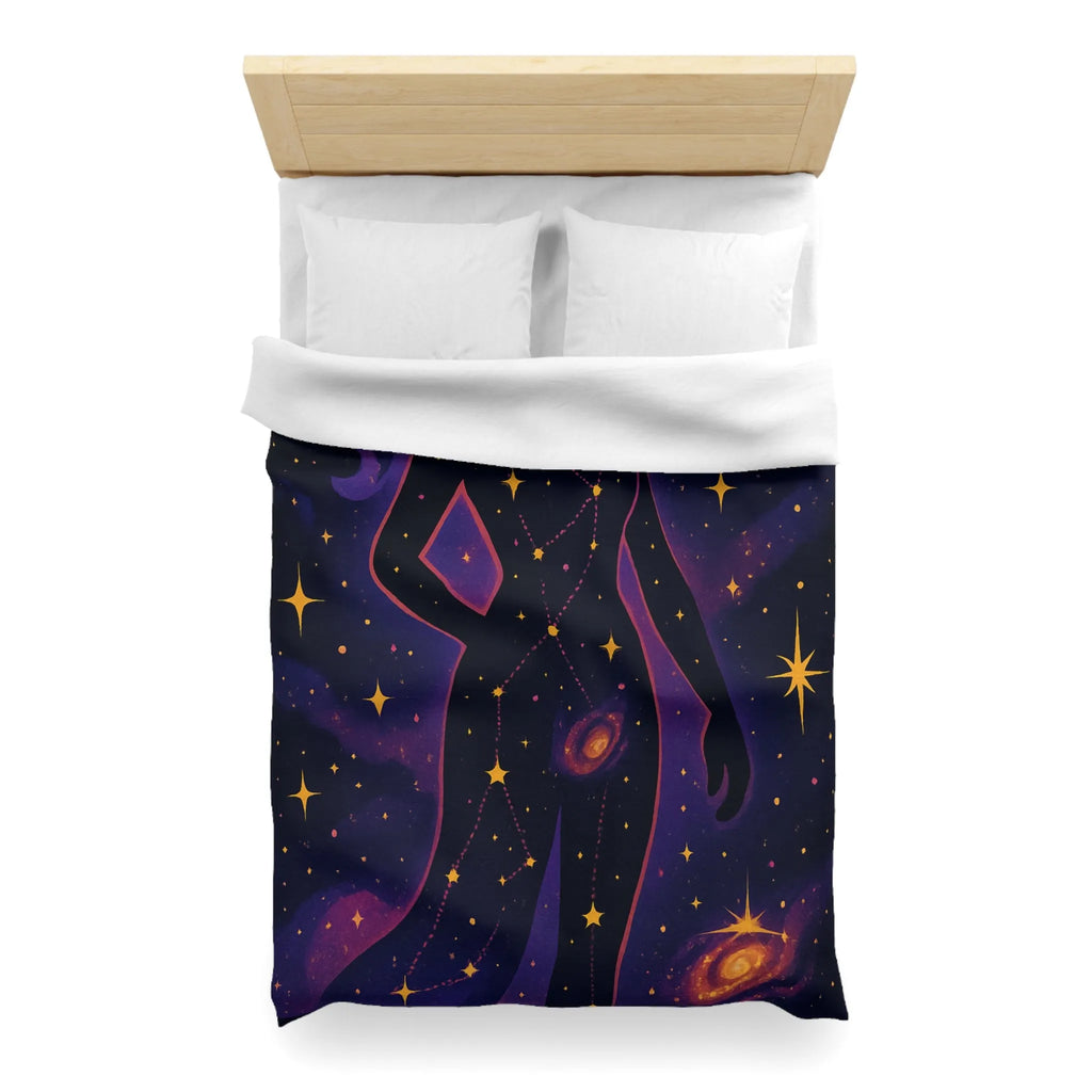 Housse de couette artistique silhouette femme constellation étoiles nébuleuses ambiance cosmique