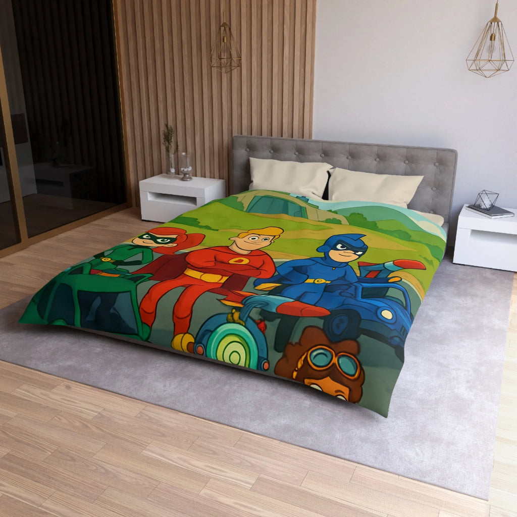Housse de couette enfant avec super-héros et véhicules colorés dans paysage cartoon vibrant