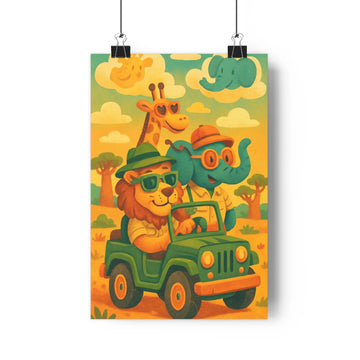 Poster joyeux safari lion éléphant girafe jeep savane arbres nuages ciel jaune bleu vert cartoon simple détails ensoleille chambre enfants