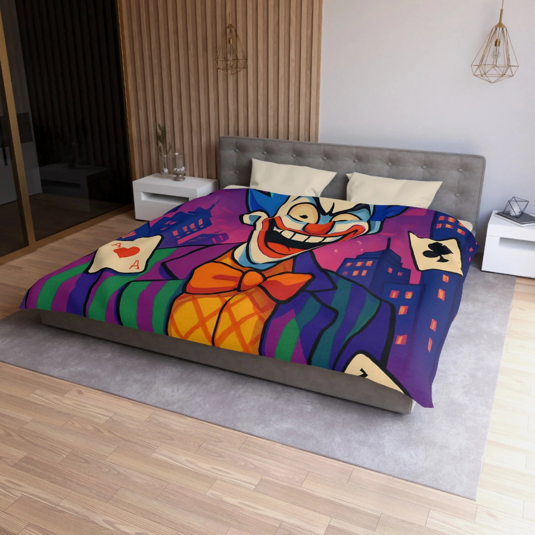 Housse de couette vibrante avec clown effrayant et cartes à jouer en arrière-plan urbain