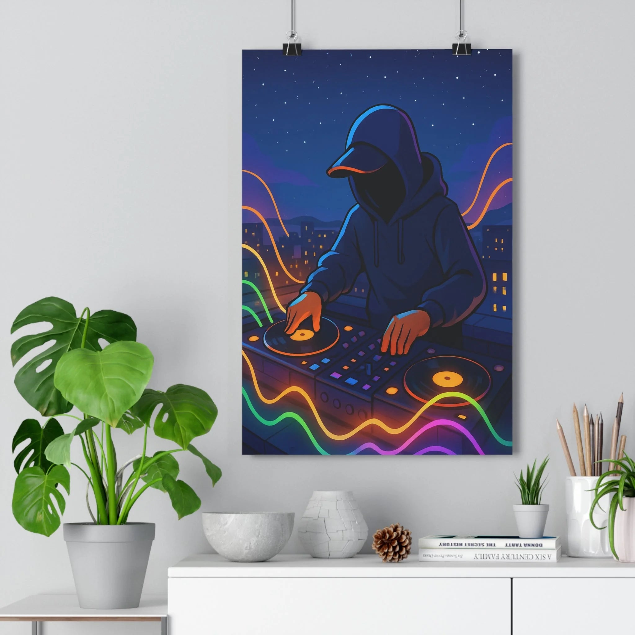 Poster décoratif dessin animé futuriste néon multicolores chambre salon urbain dynamique atmosphère énergique étoilé