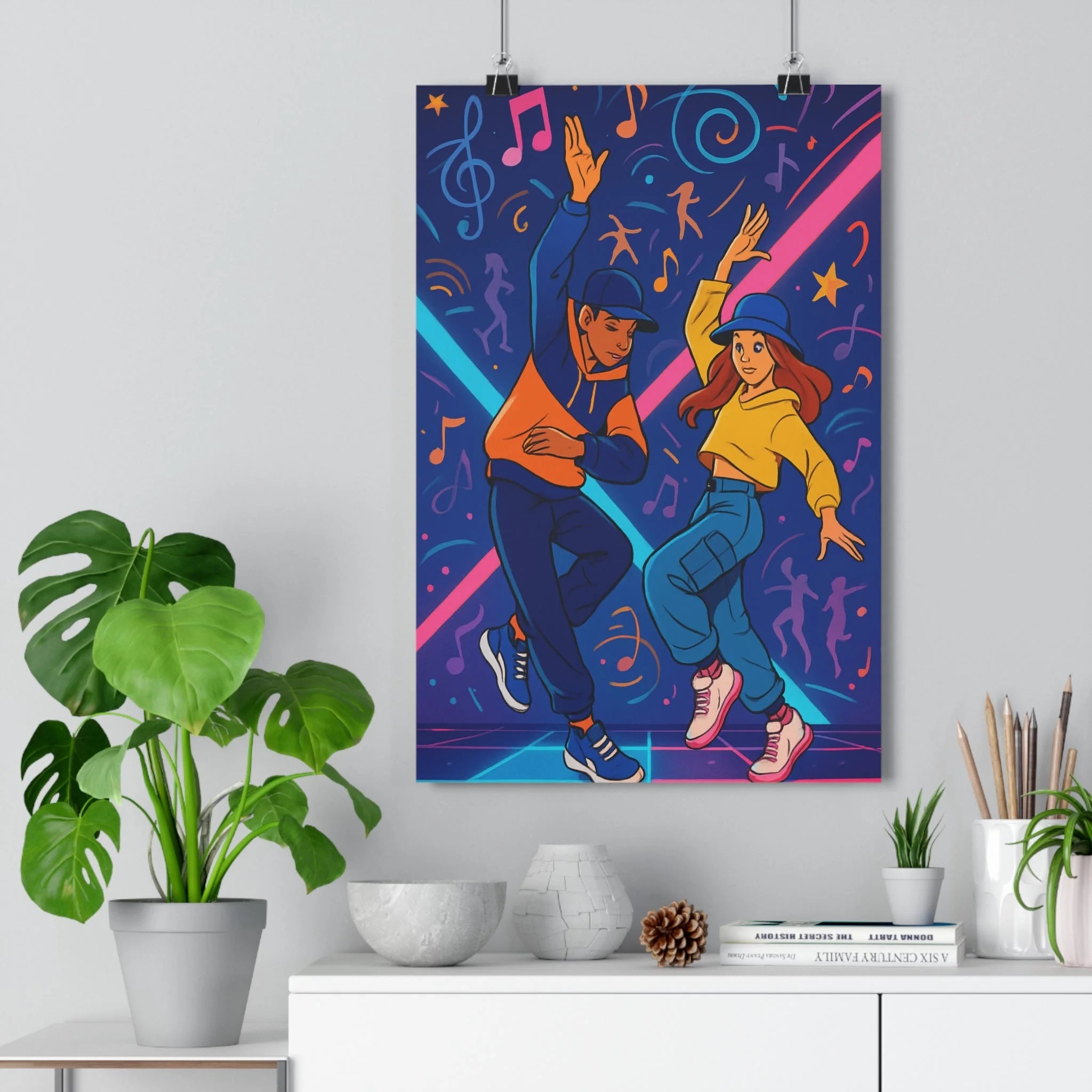 Poster décoratif moderne dynamique bleu vibrant danseurs lumineux salon chambre énergie festive tendance captivant