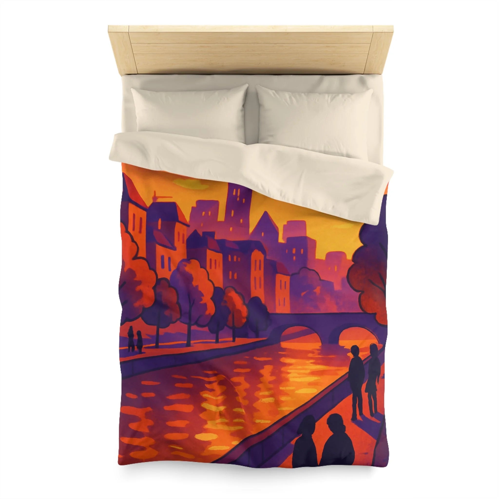 Vibrant paysage urbain crépusculaire avec silhouettes et rivière pour housse de couette