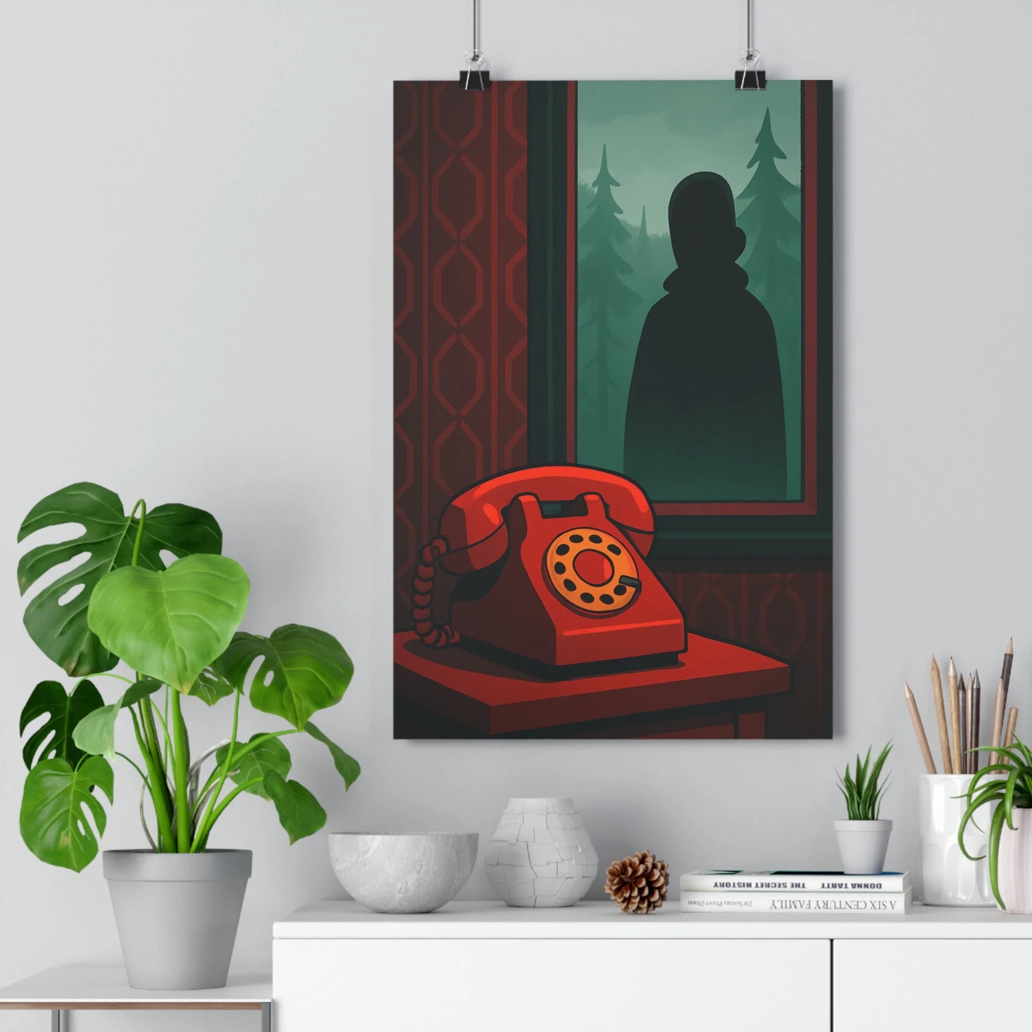 Poster décoratif vintage rouge vert mystérieux salon chambre intrigue sapins forêt ambiance captivante qualité