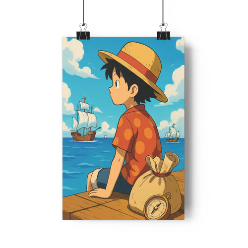 Poster enfant quai navires mer boussole carte ancienne ciel bleu nuages chemise orange chapeau rayures shorts bleus aventurier calme paisible